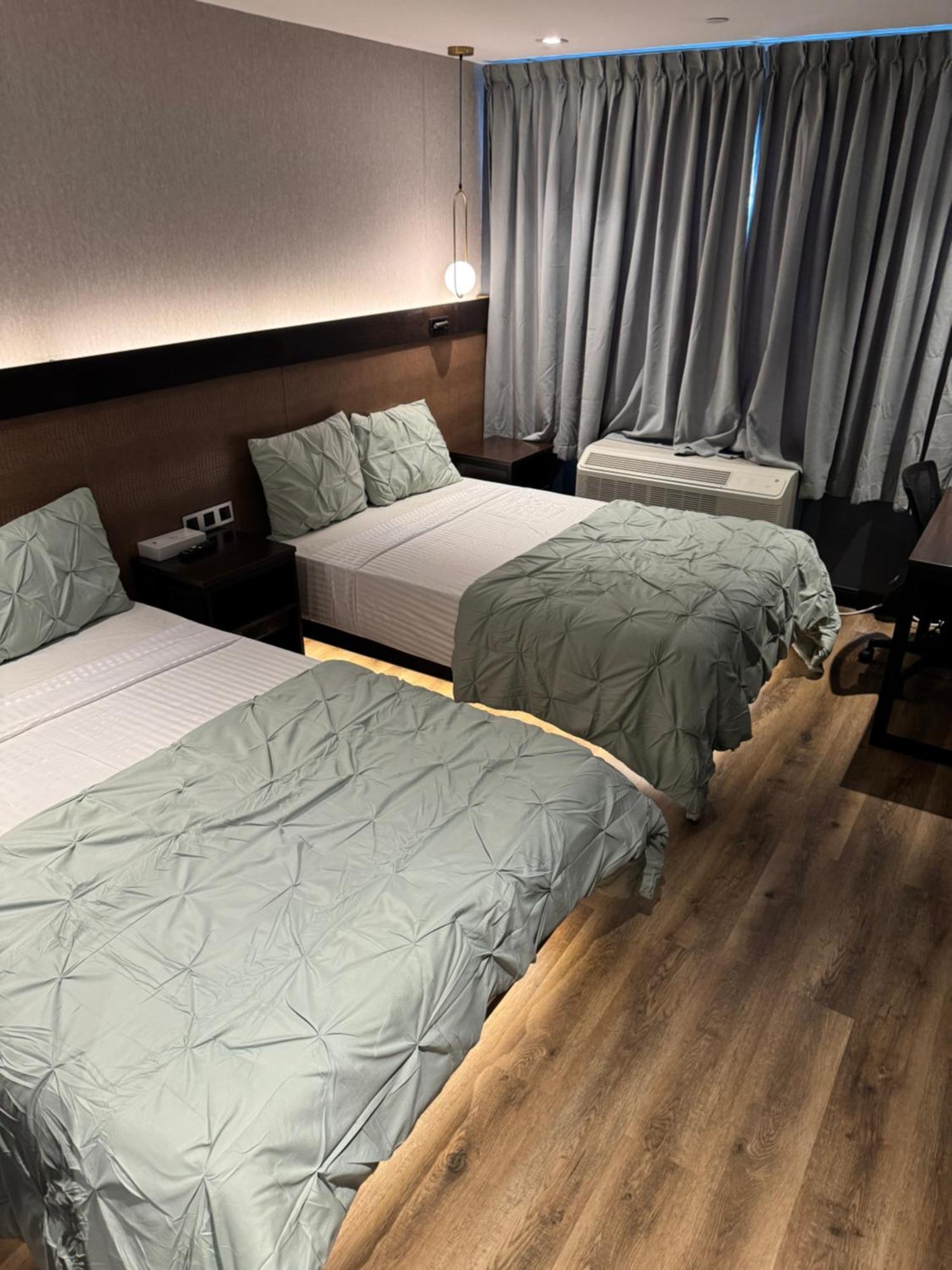 ניו יורק Hotel Mirage Brooklyn מראה חיצוני תמונה