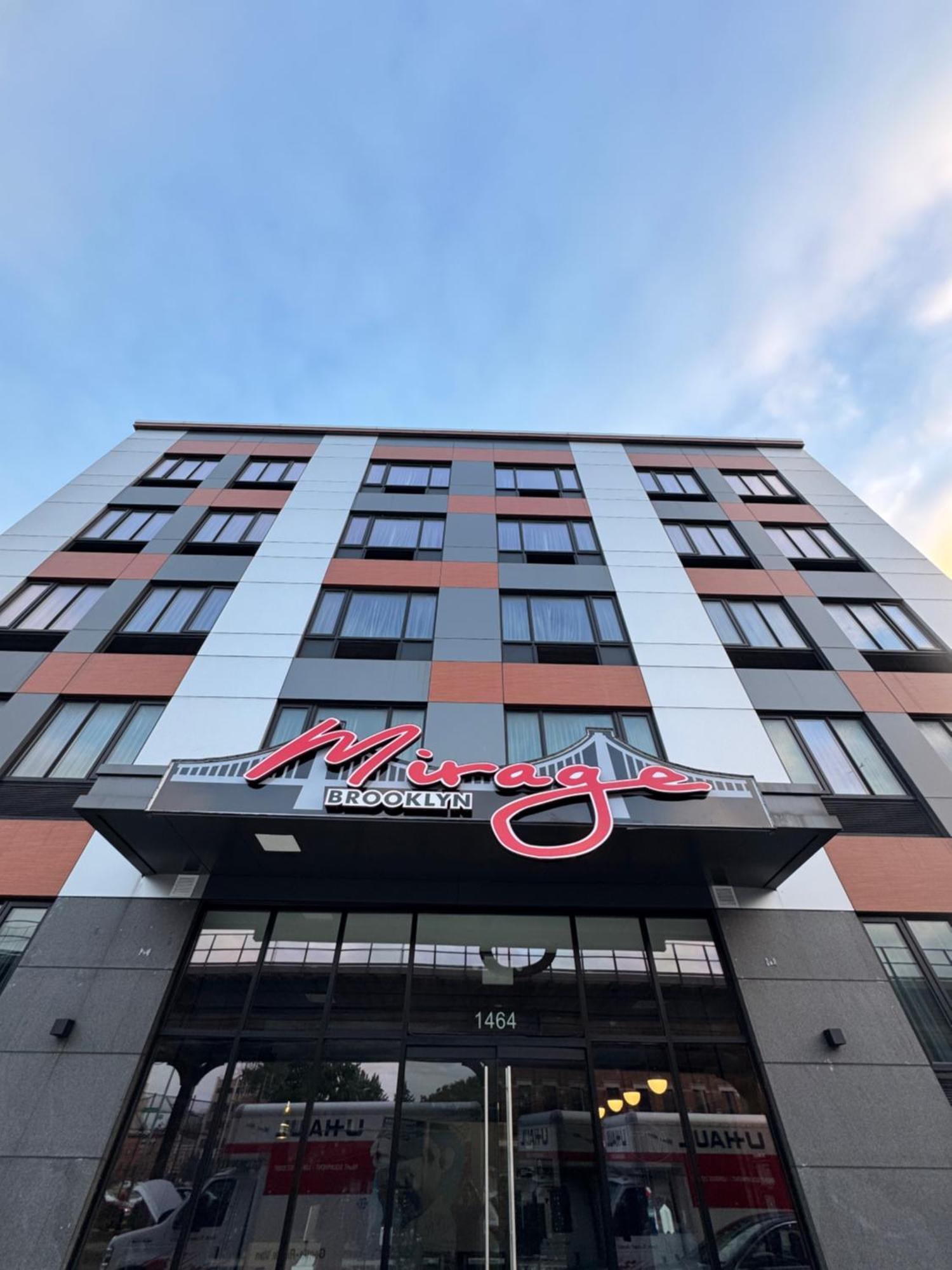 ניו יורק Hotel Mirage Brooklyn מראה חיצוני תמונה